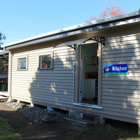 Turangi Holiday Park Exteriör bild
